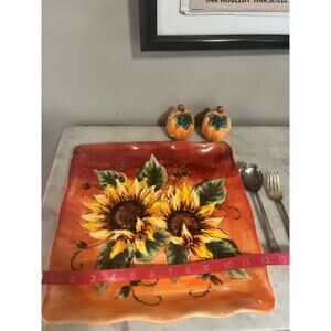 Maxcera Sunflowers serving Platter Terra cotta centerpiece cookie